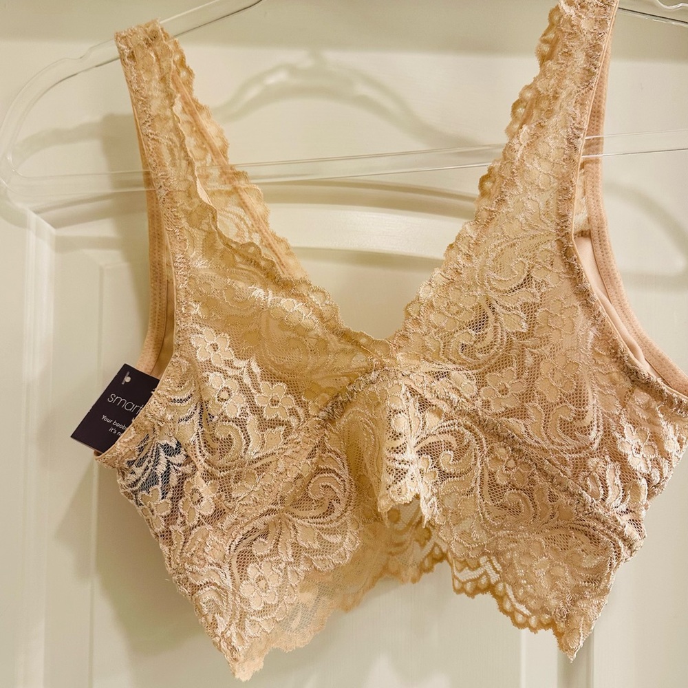 Smart & Sexy Women's Signature Lace Deep V Bralette - Picture 3 of 6